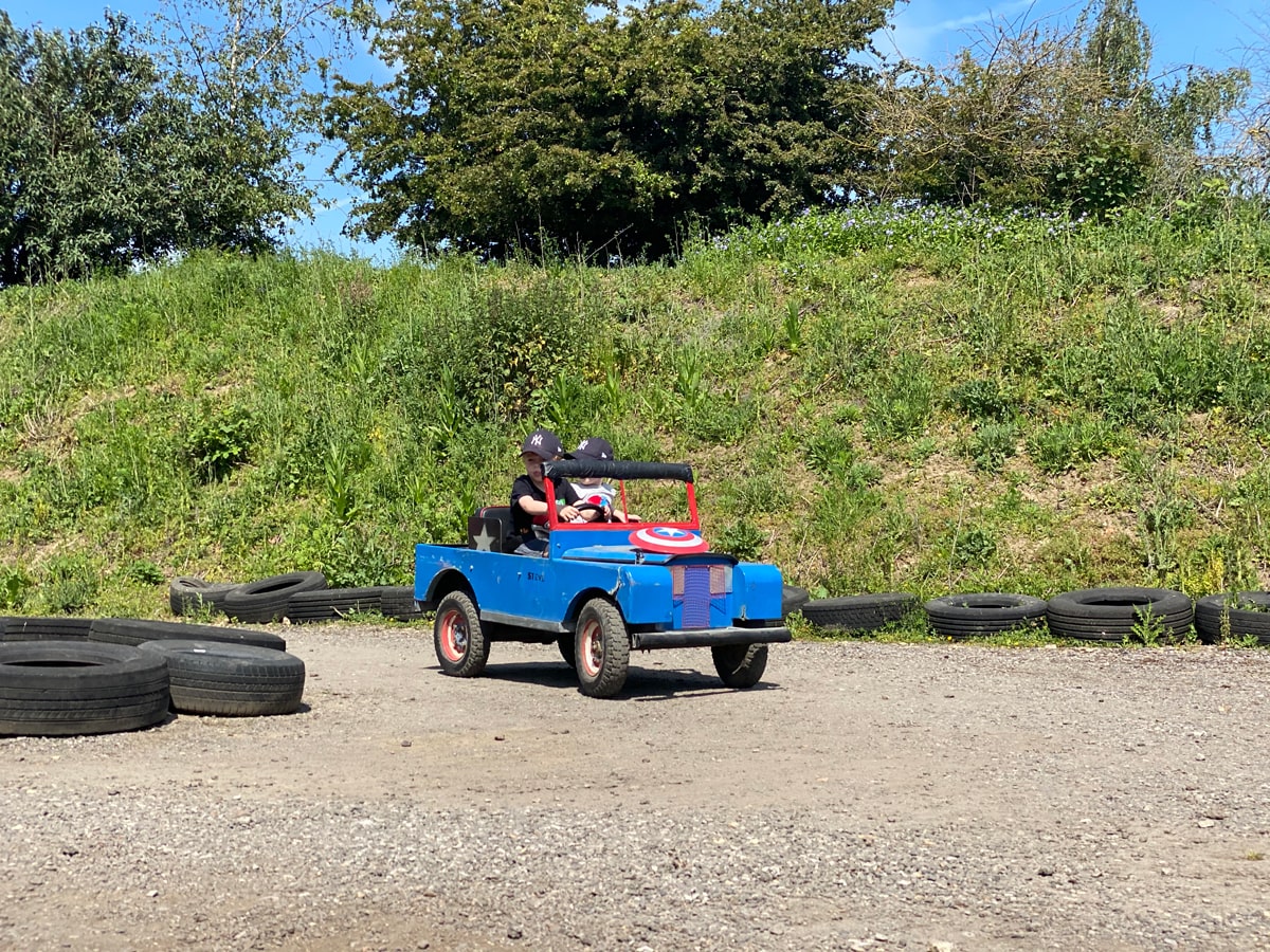 Diggerland - Mini Landrovers